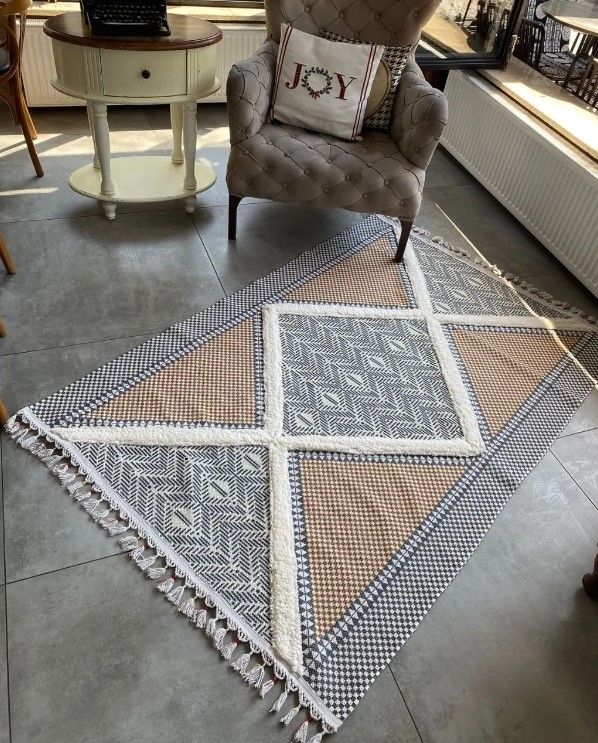 Halımax Just 07 Kabartmalı Yeni Nesil Yıkanabilir Püsküllü Dokuma Kilim