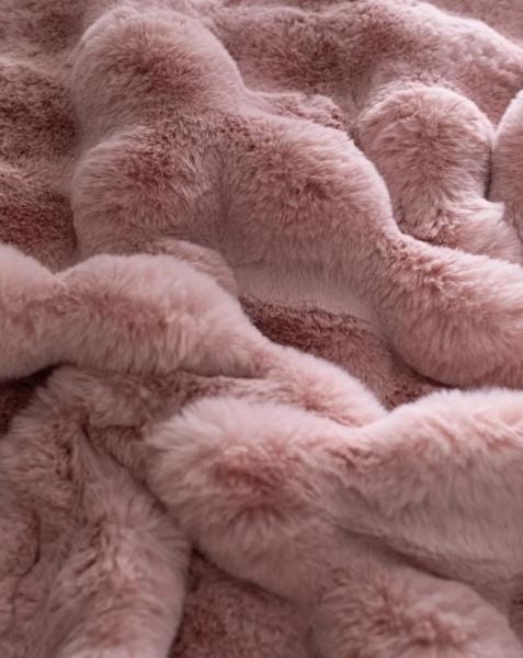Ekstra Yumuşak Dokulu Pudra Bubble Tavşan Tüyü Darcio Yuvarlak Post Peluş Halı