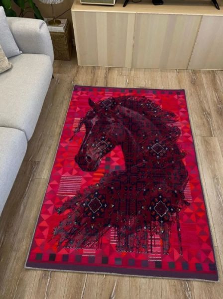 Drom Kaymaz Tabanlı Yıkanabilir Etnik At Figürlü Modern Halı