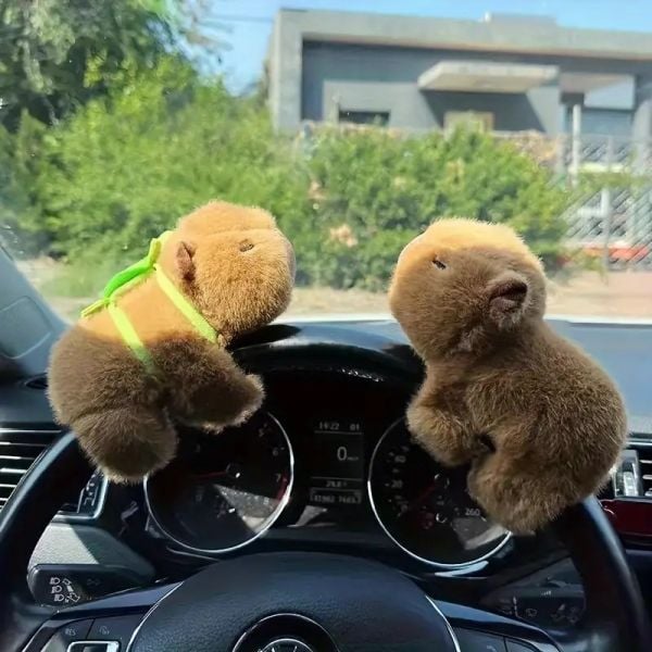 Sevimli Kapibara Peluş Bileklik Hediyelik Bileklik Capybara Kahverengi Peluş 16cm Oyuncak