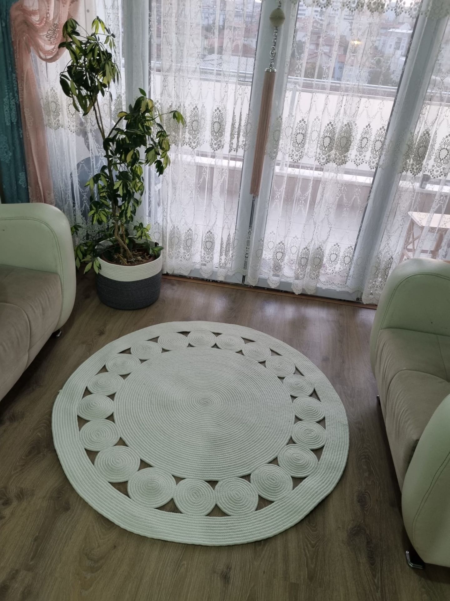 Milda 70 Jüt Hasırlı El Örgüsü Çift Taraflı Kilim Yuvarlak Jüt Halı