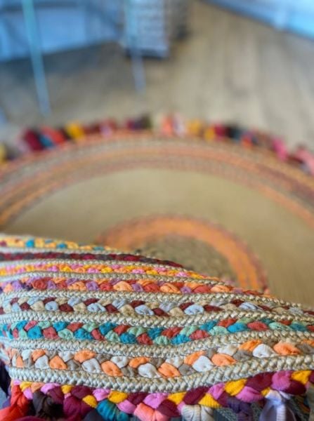 Milda 15 Hasırlı El Örgüsü Çift Taraflı Jüt Kilim Yuvarlak Renkli Püsküllü Jüt Halı 140x140
