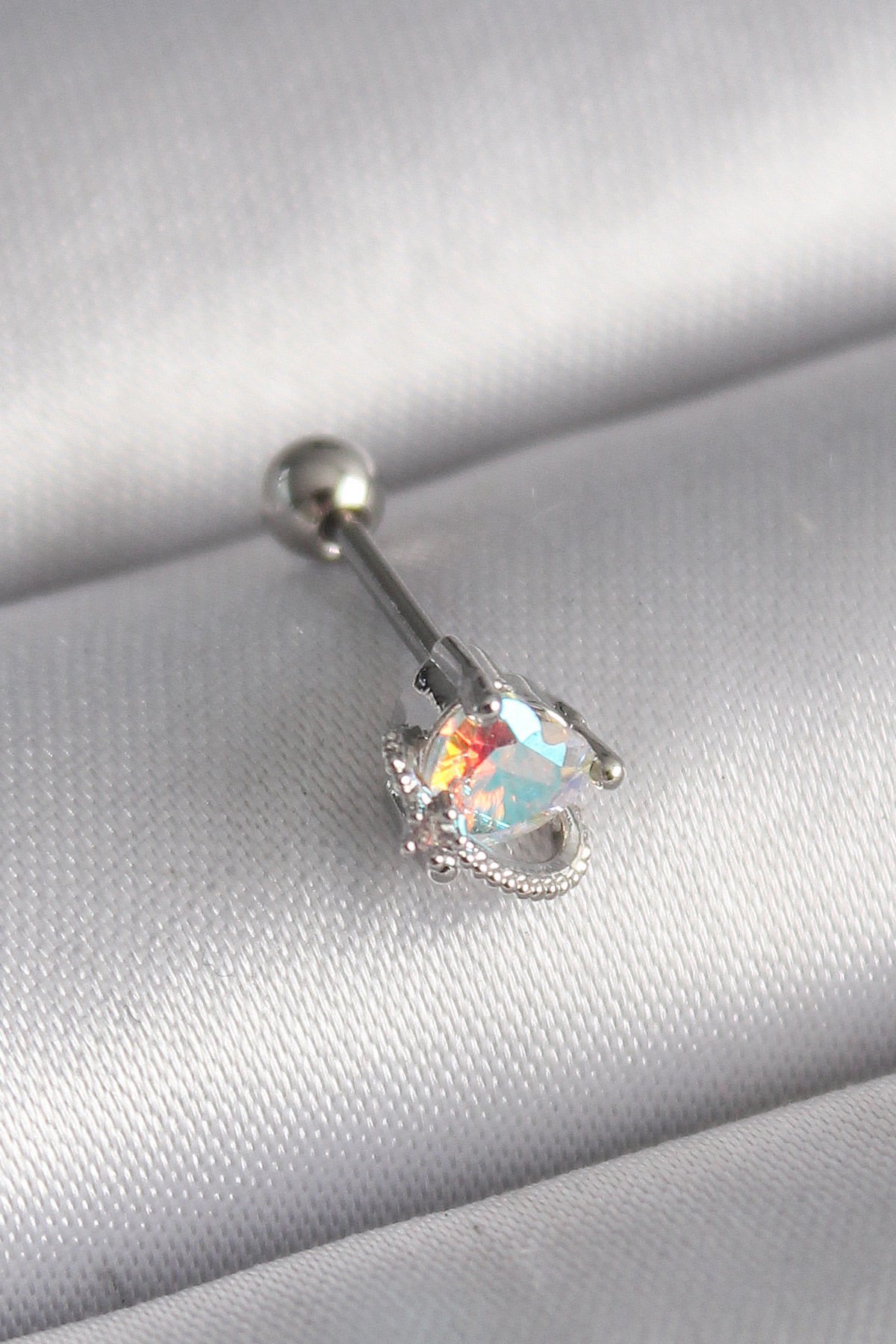 Gümüş Zirkon Taşlı Kalp Tragus Piercing - 316L Çelik