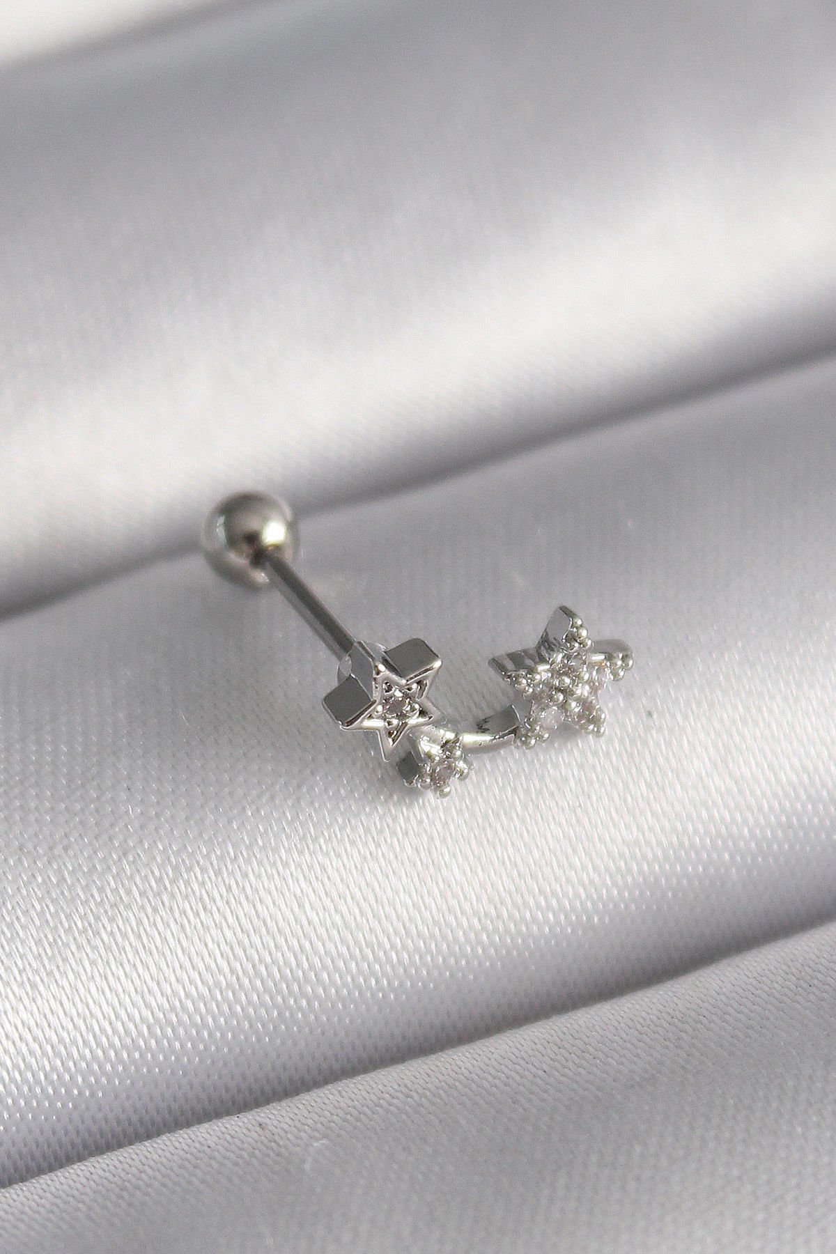 Gümüş Zirkon Taşlı Yıldız Tragus Piercing - 316L Çelik
