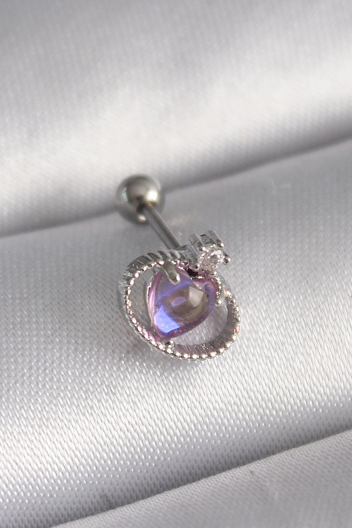 Gümüş Mor Mineli Kalp Zirkon Tragus Piercing - 316L Çelik