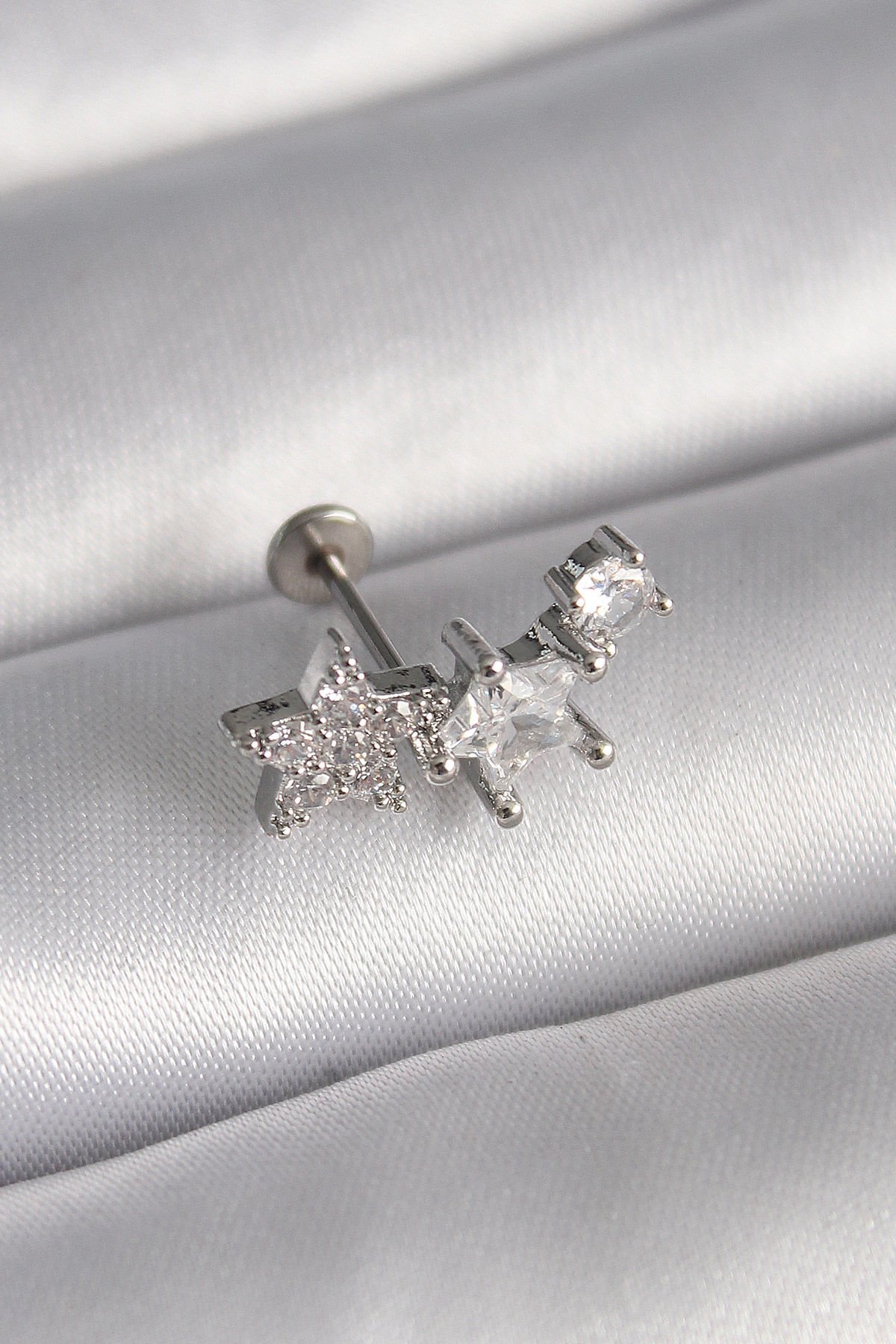 Gümüş Zirkon Taşlı Yıldız Tragus Piercing - 316L Çelik