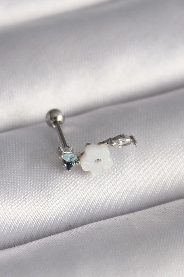 Gümüş Zirkon Taşlı Beyaz Çiçek  Tragus Piercing - 316L Çelik