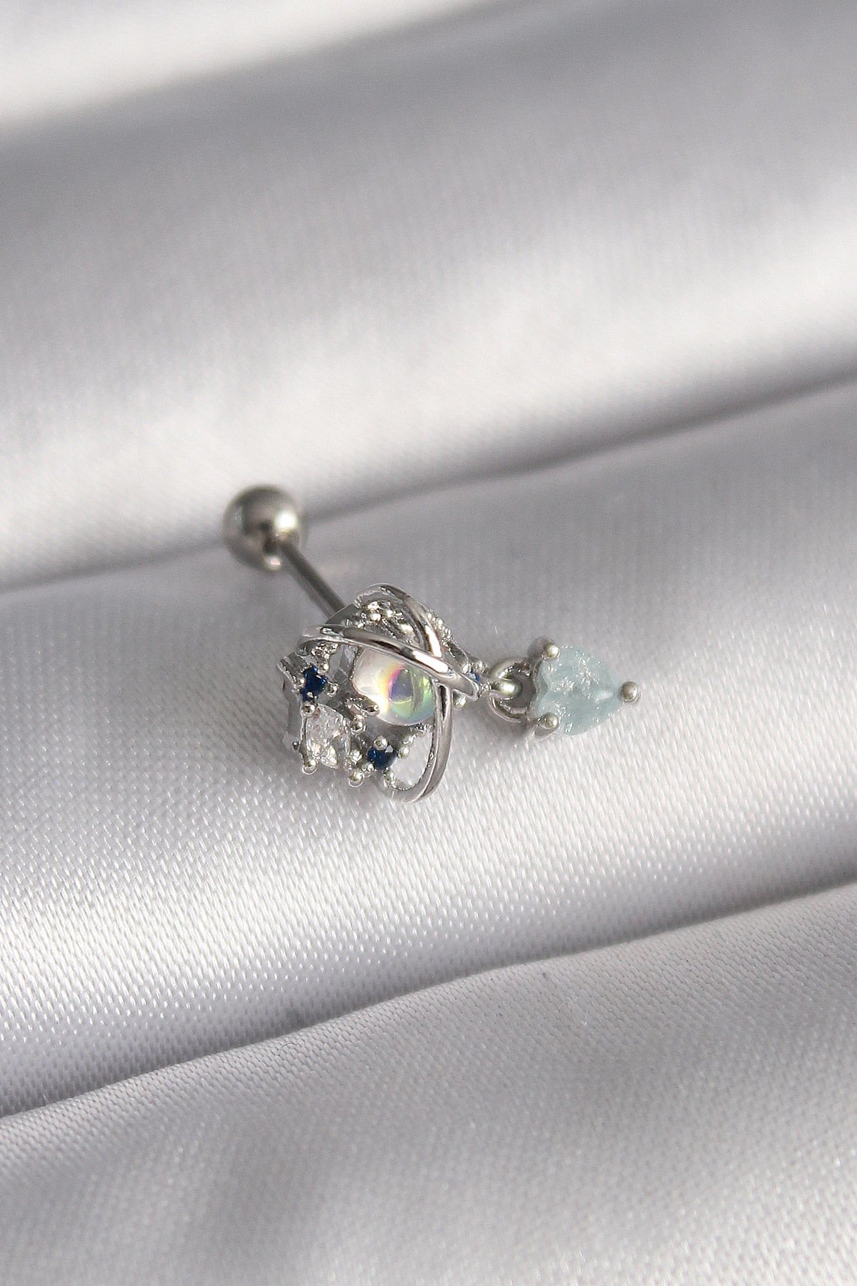Gümüş Zirkon Taşlı  Kalp Tragus Piercing - 316L Çelik