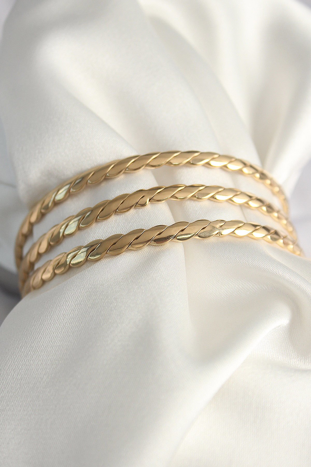 Gold Burma Ajda Kadın Bileklik - 316L Çelik, 65 mm