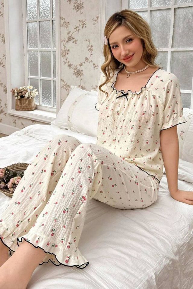 Bella Notte Ekru Retro Model Kare Yaka Pijama Takımı 7309