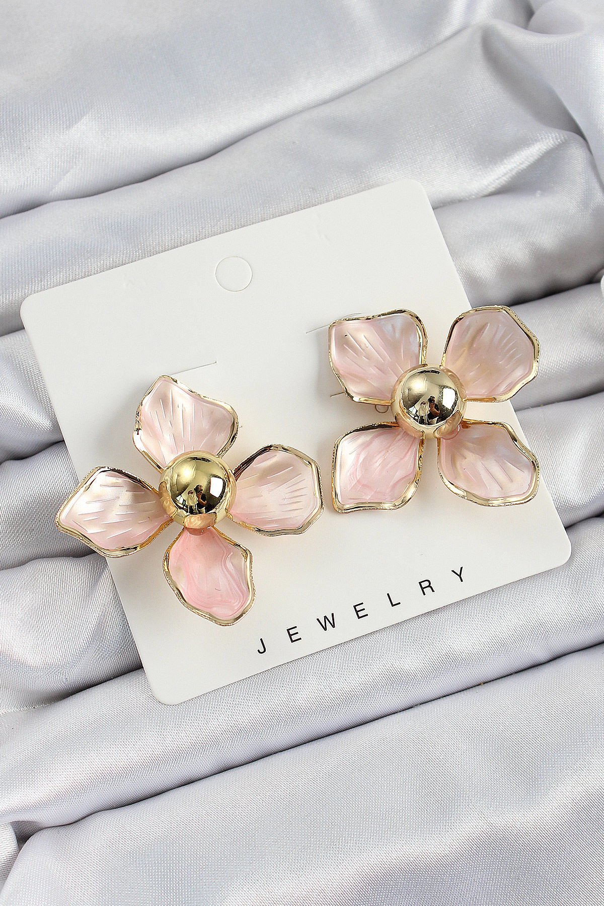 Pirinç Pembe Çiçek Vintage Model Gold Renk Kadın Küpe