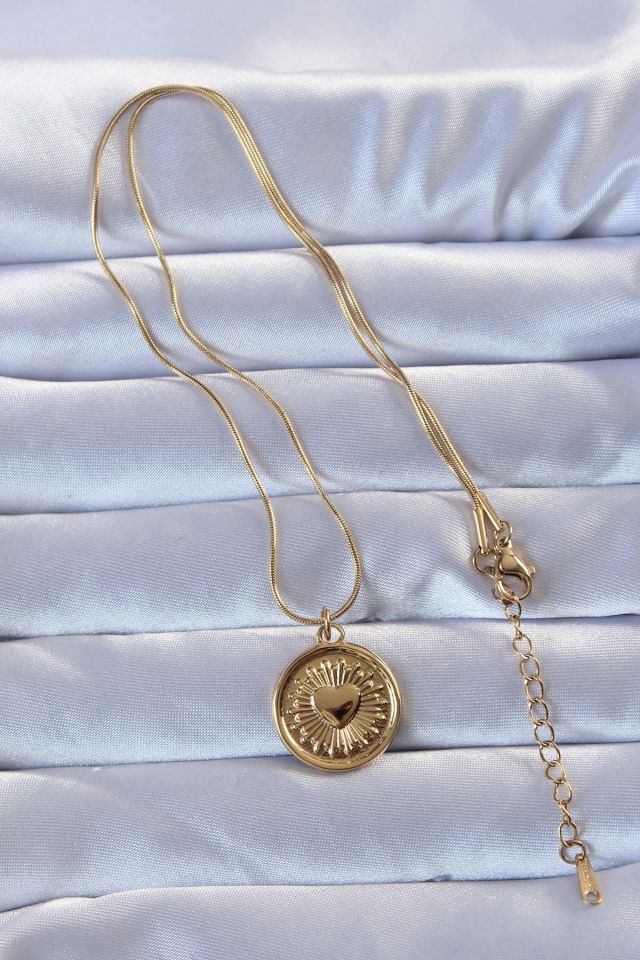 Kadın Altın Güneş Kolye – Oval Vintage Tasarımlı 316L Çelik
