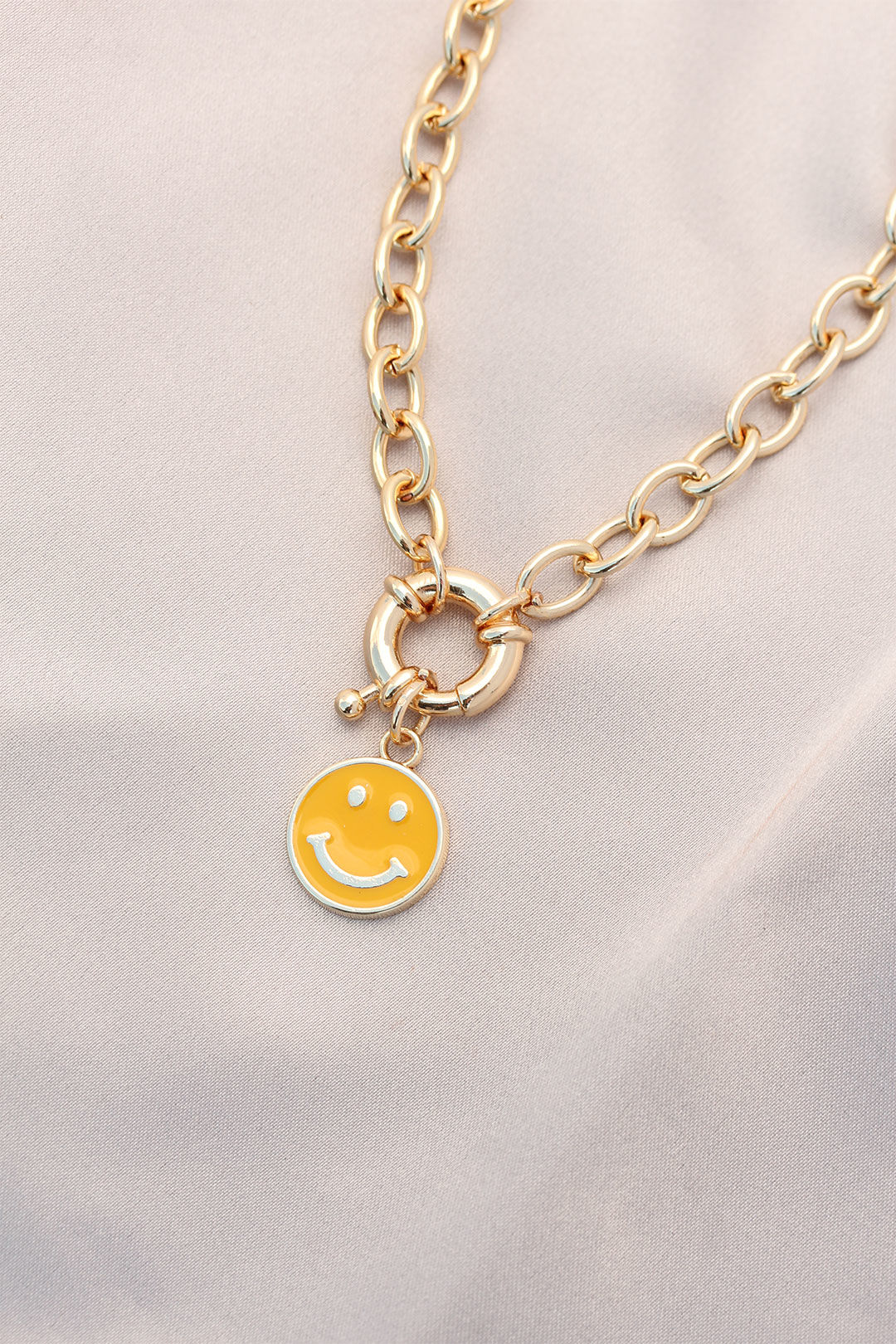 Yeni Sezon Sarı Renk Smile Model Retro Gold Metal Kolye