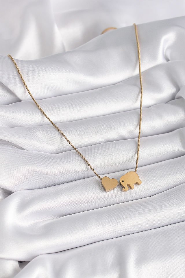 Gold Fil Kalp Kolye
