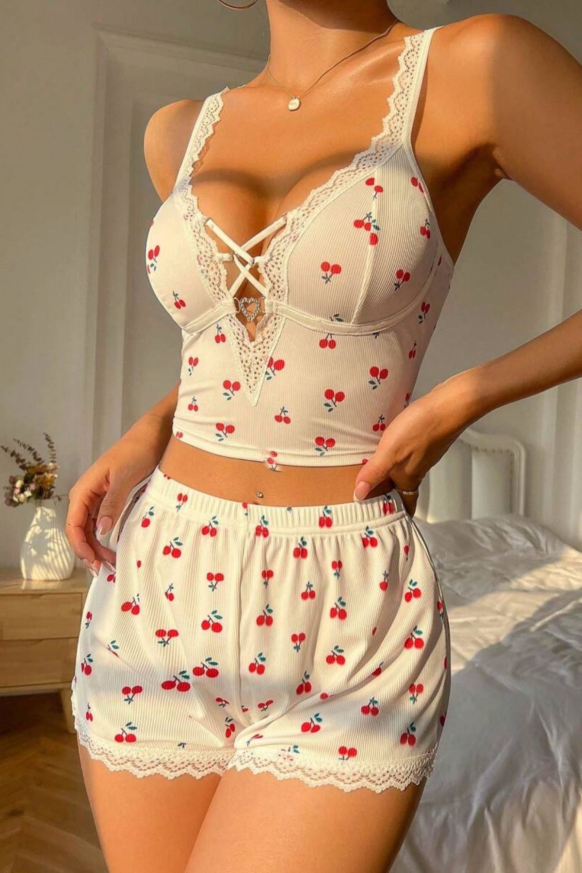 Bella Notte Beyaz Kiraz Rüyası Şort Takım 7539