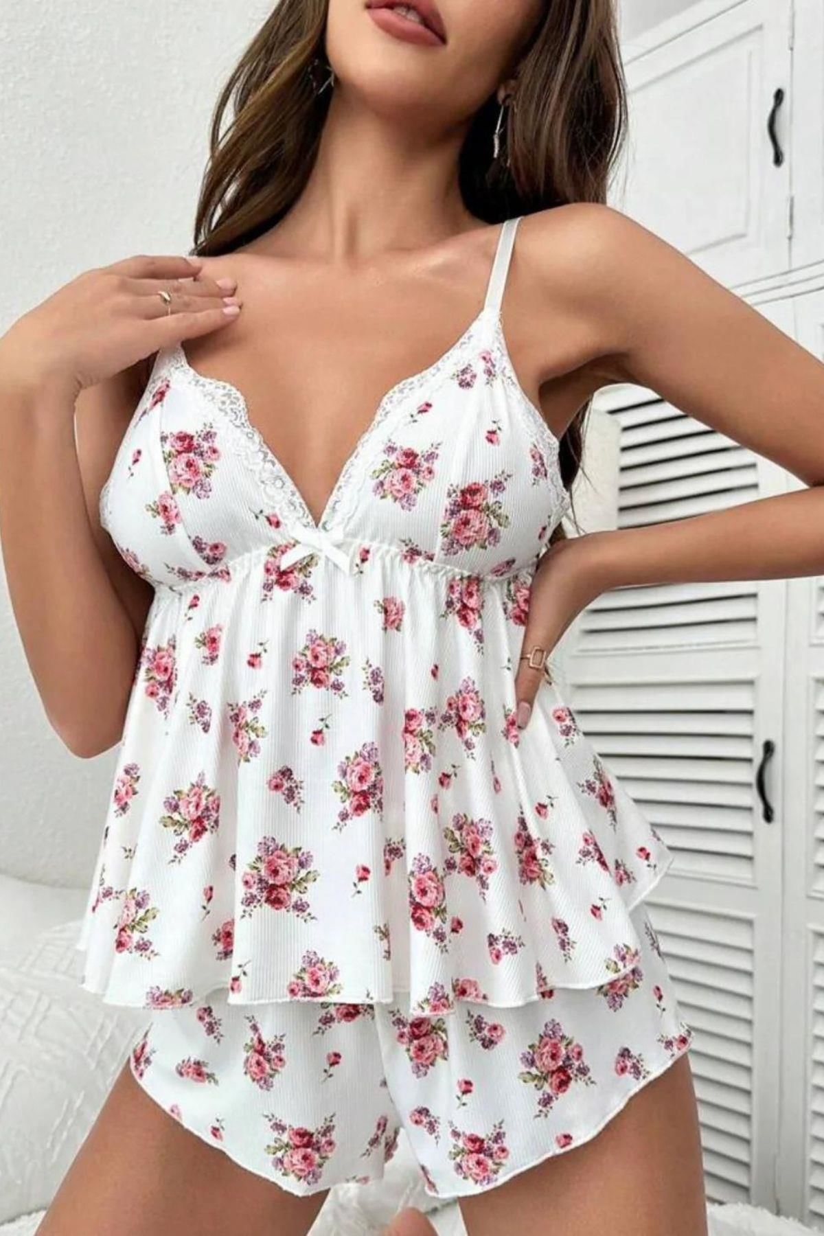 Bella Notte Beyaz Çiçek Desenli Şort Takım 7536