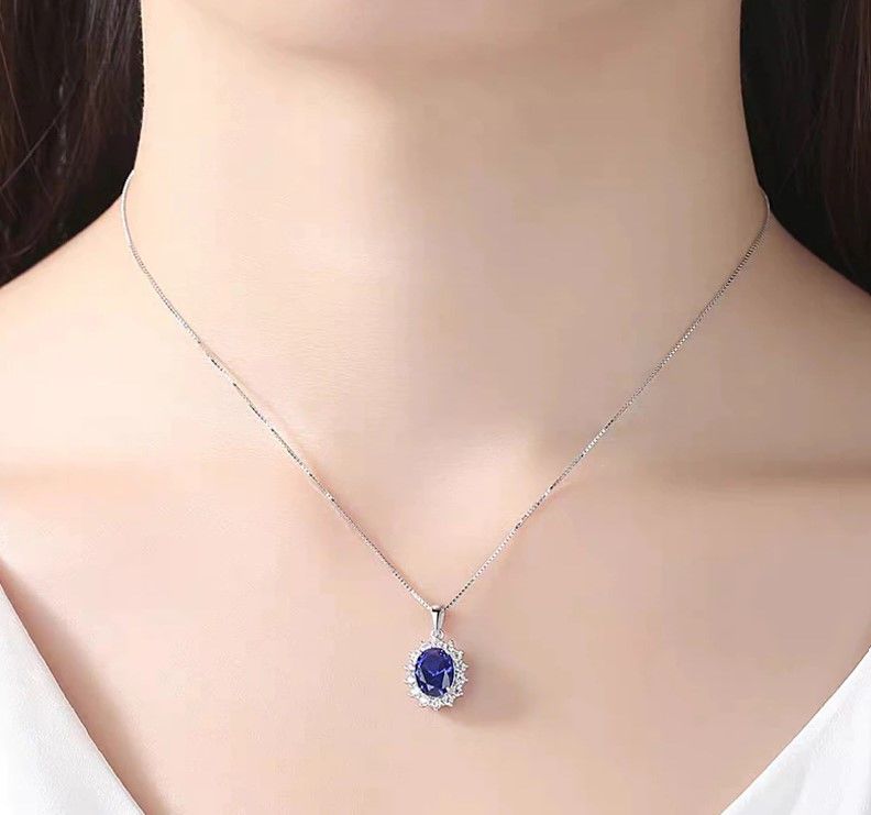 925 Ayar Safir Lüks Kubik Zirkon Elmas Taşlı Kolye