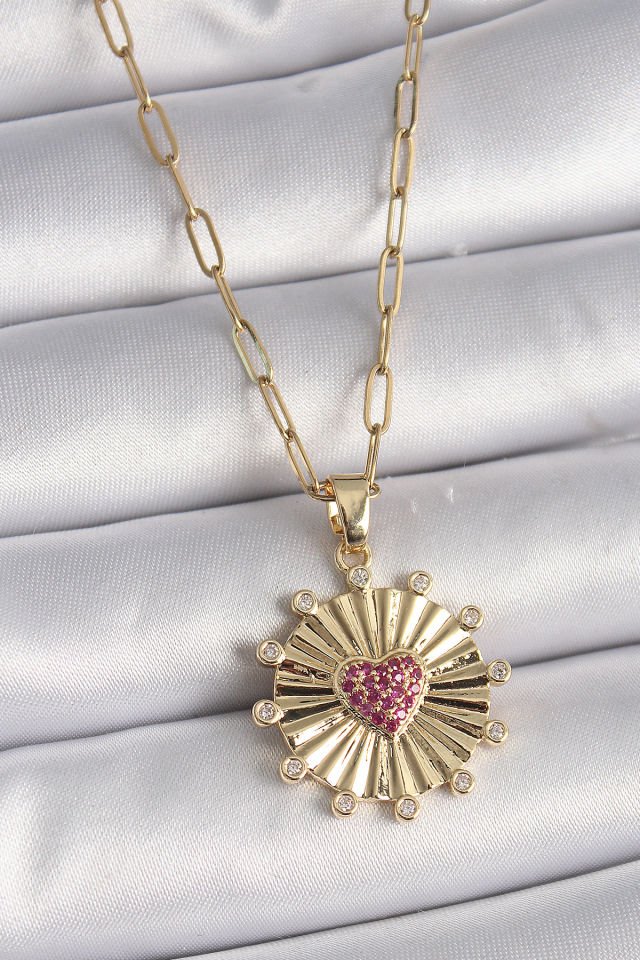 Gold Pembe Zirkon Taşlı Kalp Kolye - Madalyon Model