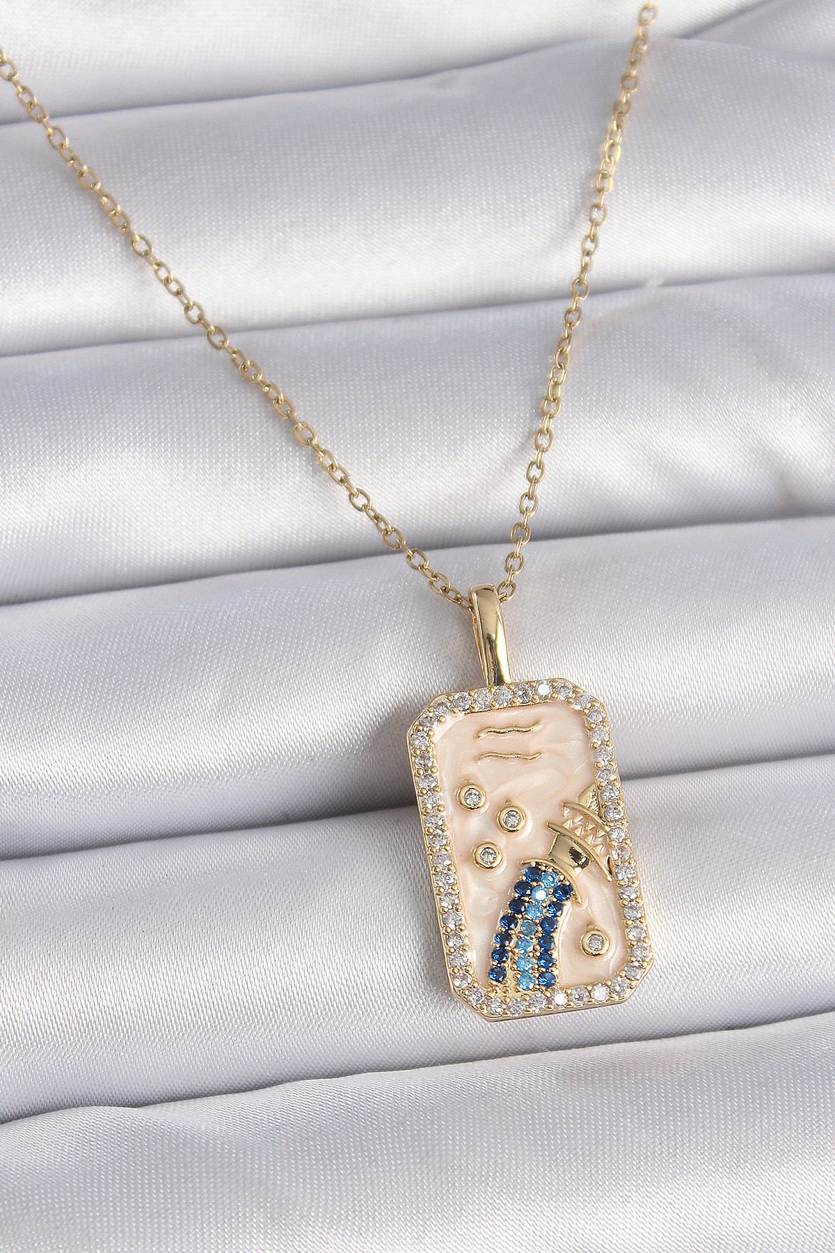 Gold Kova Burcu Zirkon Kolye - 316L Çelik