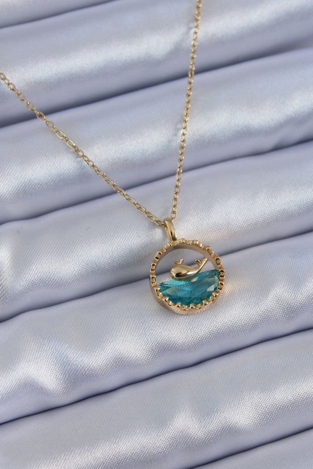 Kadın Gold Balina Kolye – Kristal Taşlı 316L Çelik Tasarım