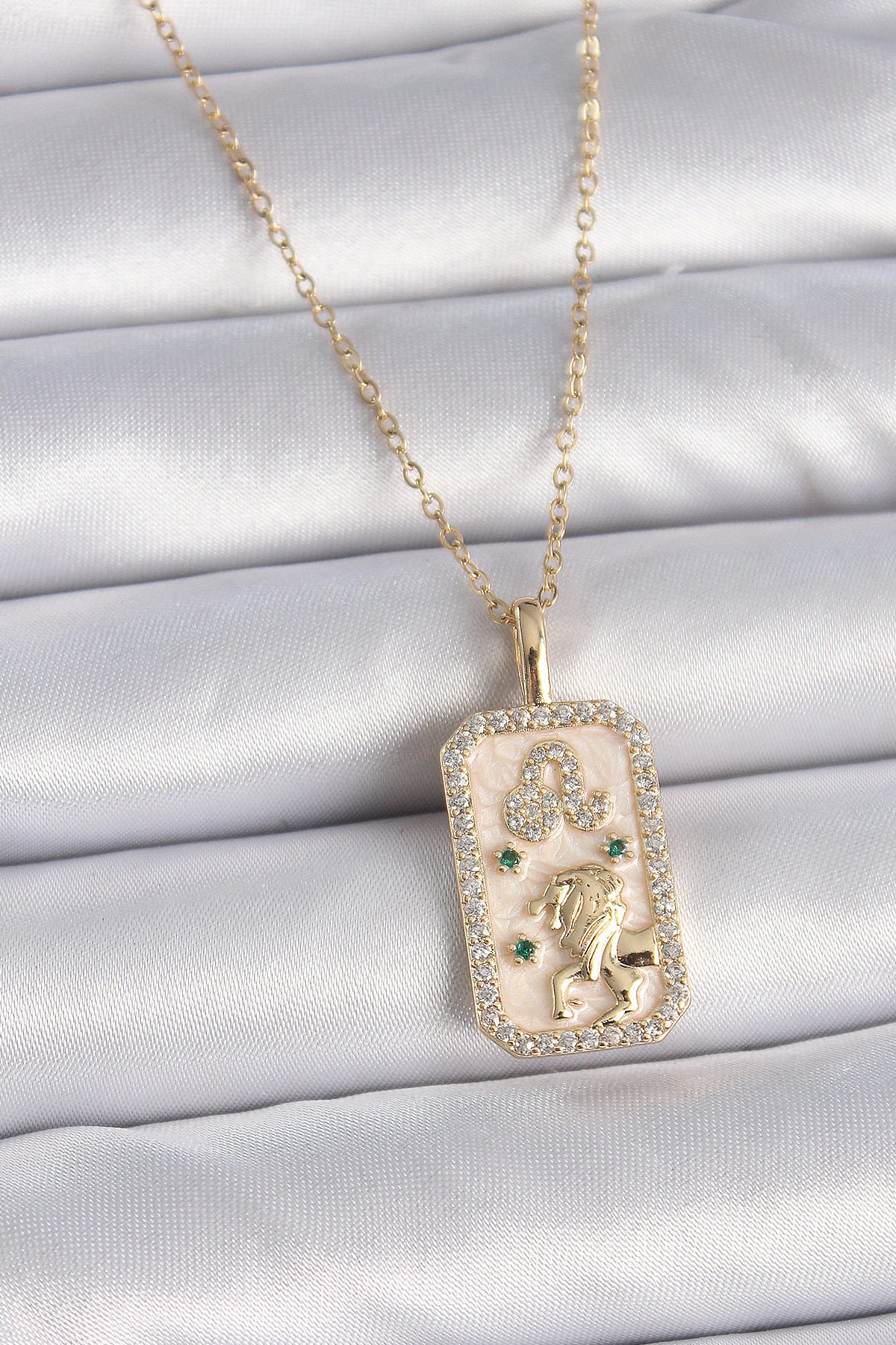Gold Aslan Burcu Zirkon Kolye - 316L Çelik
