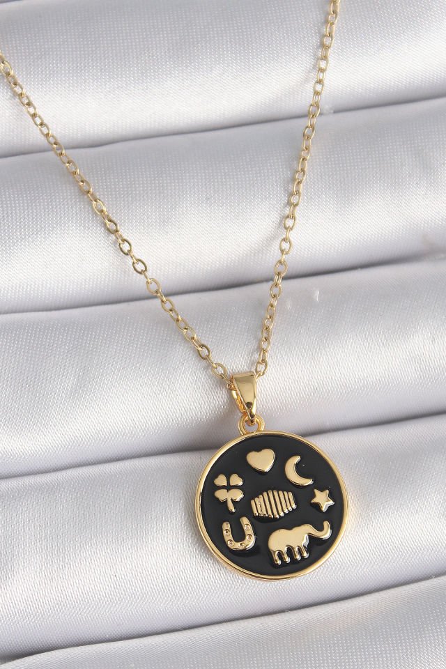 Gold Siyah Şans Kolyesi - 316L Çelik Tasarım