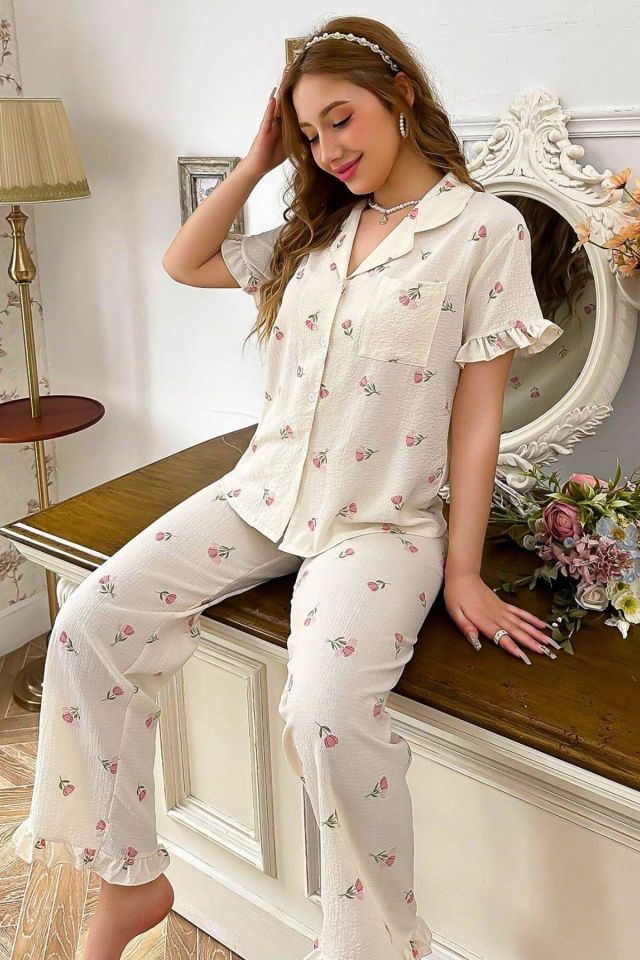 Bella Notte Ekru Çiçek Desenli Yakalı Pijama Takımı 7036