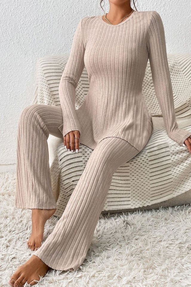 Bella Notte Bej Fitilli Yırtmaç Detaylı Uzun Pijama Takımı 7057