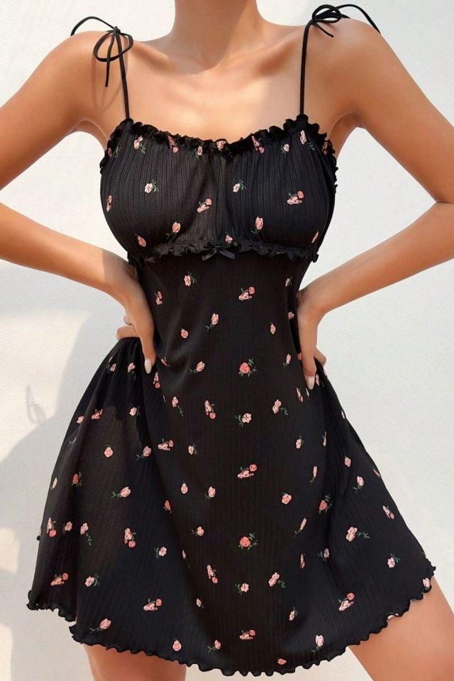 Bella Notte Siyah Çiçek Desenl Askılıi Mini Gecelik 15773