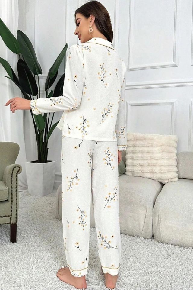 Bella Notte Beyaz Çiçek Baskılı Cep Detaylı Düğmeli Uzun Pijama Takımı 7037