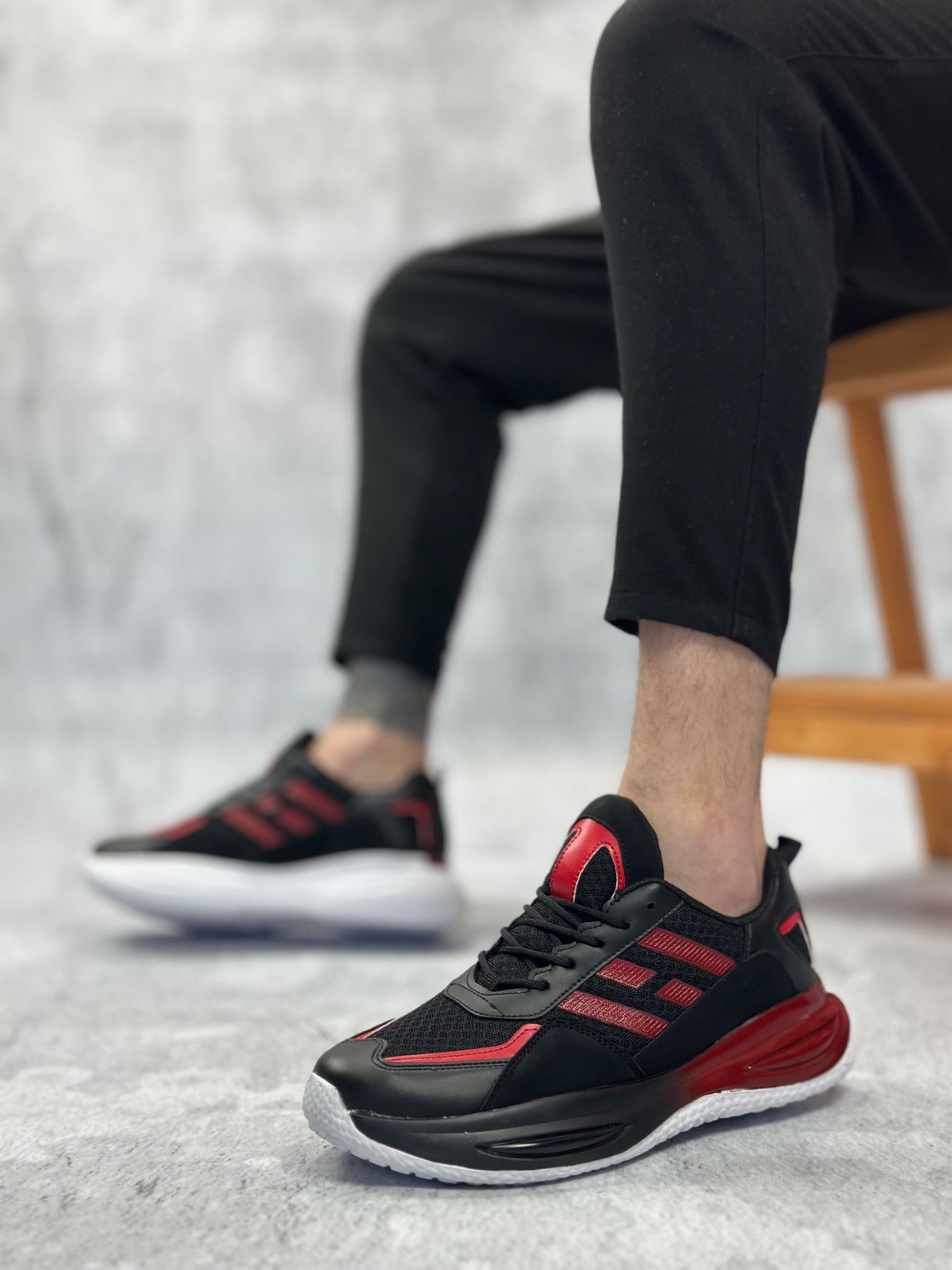 BA0650 Tarz Sneakers Yüksek Taban Siyah Kırmızı Spor Ayakkabısı