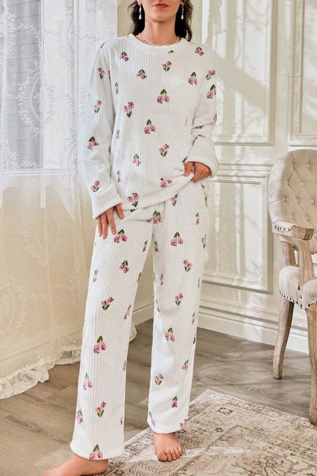Bella Notte Kırık Beyaz Çiçek Desenli Pamuklu Pijama Takımı 7081