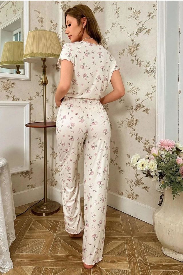 Bella Notte Bahar Esintisi  Pamuklu  Çiçek Desenli  Kısa Kolu Pijama Takımı 7139