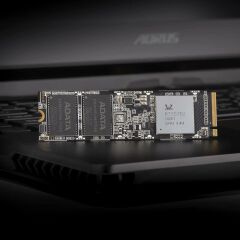 ADATA Xpg ASX8100NP-512GT-C 512GB 3500/2400MB/s M.2 PCIe NVMe SSD HDD