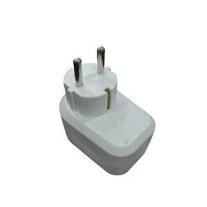1 Lİ USB-A USB-C 5V 3.4A 16A 250V ADAPTÖR