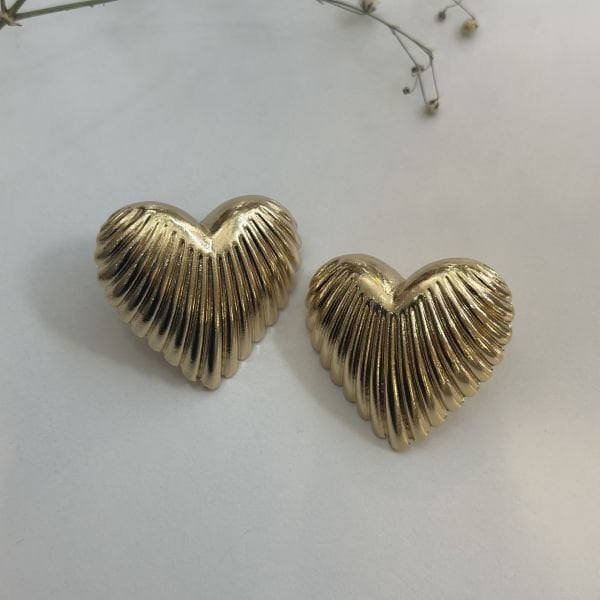 Gold Tırtıklı Plaka Kalp Küpe