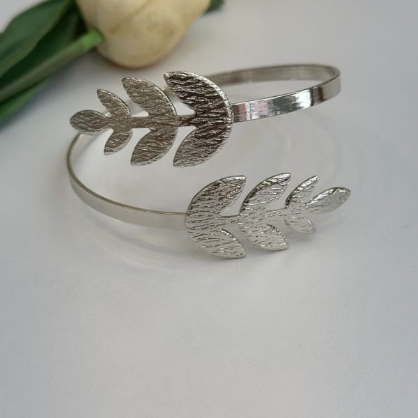 Yaprak Model Silver Pazuluk