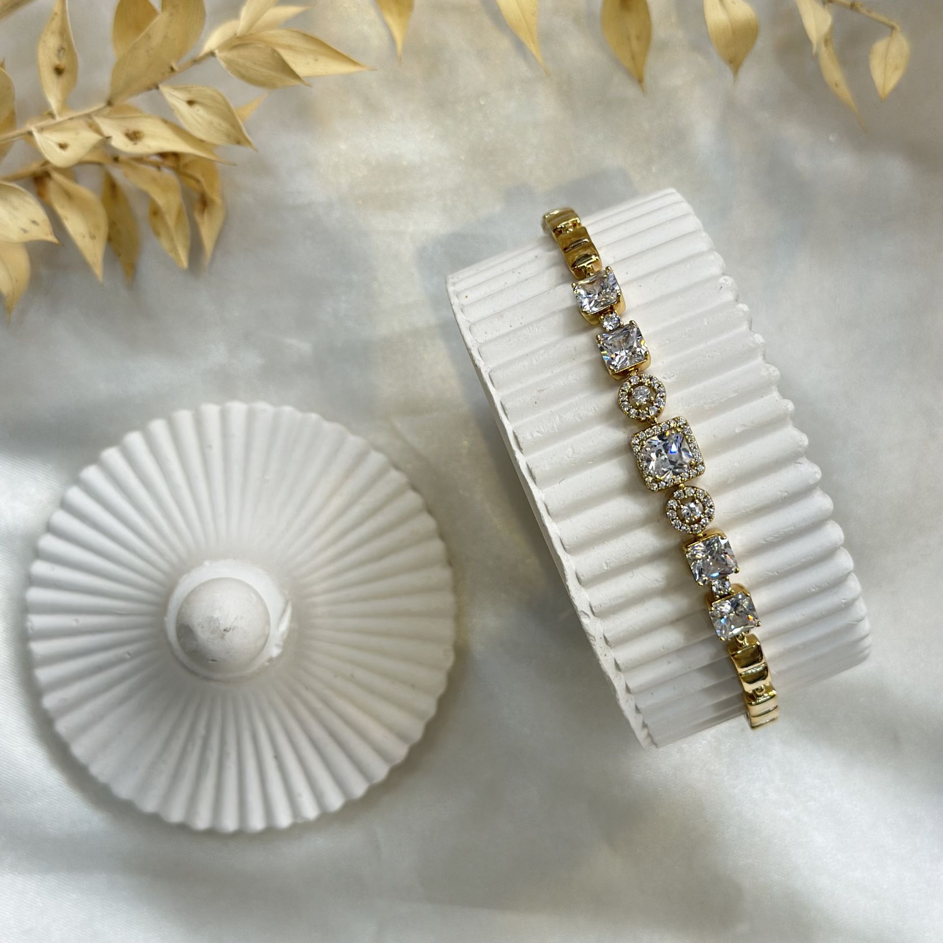 Özel Seri Xuping Kare Taş Detaylı Bileklik (19 cm)