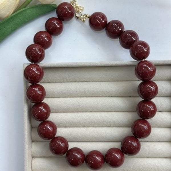 Top Boncuklu Bordo Kolye