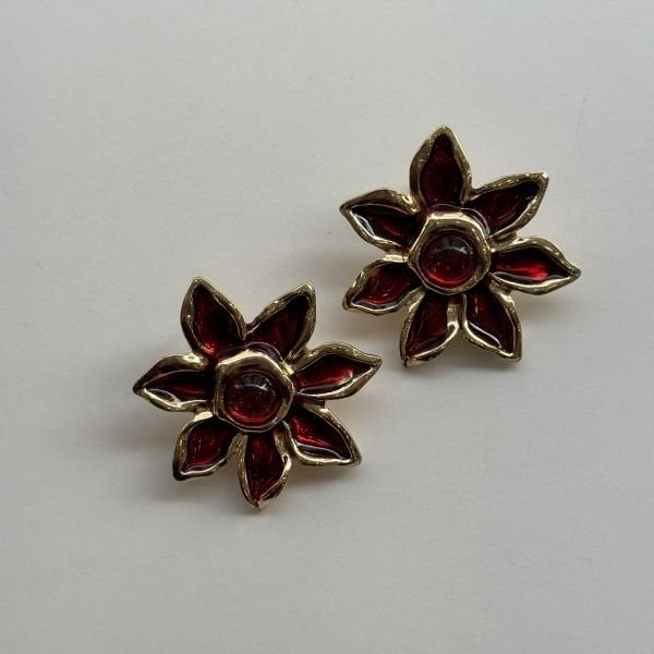 Bordo Renkli Çiçek Küpe