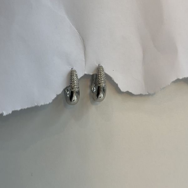 Zirkon Taşlı Plaka Detaylı Oval Xuping Küpe
