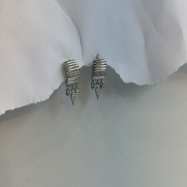 Zirkon Taşlı Sallantılı Silver Xuping Halka Küpe