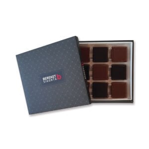 Orta Boy Karton Kutuda 36 Adet Açık Madlen Çikolata