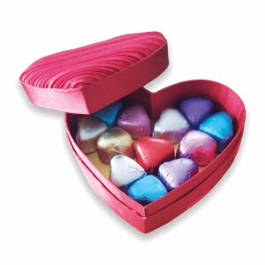 Kalp Şeklinde VIP Kutuda Kalp Şeklinde Spesiyal Çikolata 12 Adet