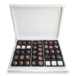Size Özel Baskılı Büyük Karton Kutuda 42 Adet Spesiyal Çikolata