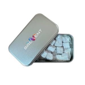 Orta Boy Metal Kutuda  Çifte Kavrulmuş 350 gr Fıstıklı Lokum