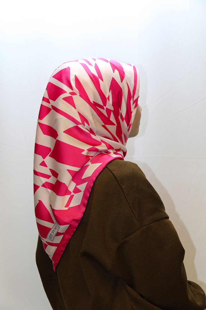 Alcan Avm AKER Pembe Beyaz Eşarp