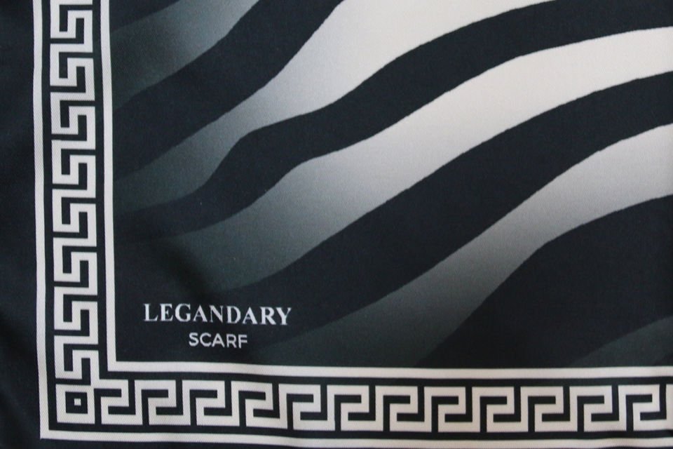 Alcan Avm Legandary Scarf  Zebra desenli Siyah Beyaz Desenli Eşarp