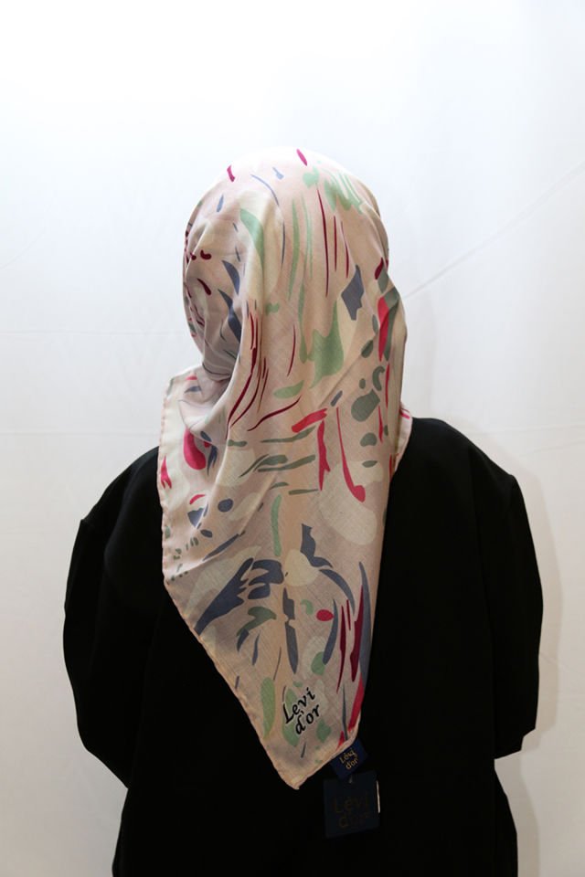 Alcanavm LeviDor Krem Desenli Eşarp