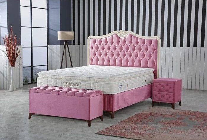 Chesterfield Kutu Puf